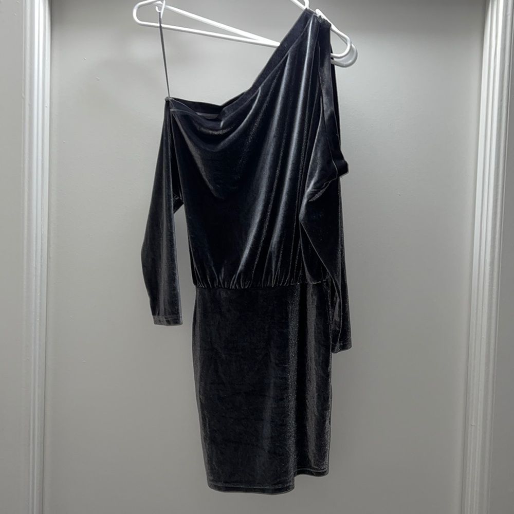 JluxLabel Gray Velvet One Shoulder Dress